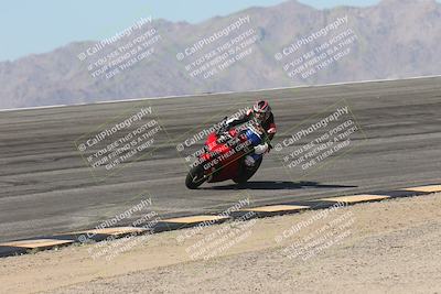 media/Oct-13-2025-Moto Forza (Mon) [[a66d839500]]/3-B Group/Session 2 (Bowl)/